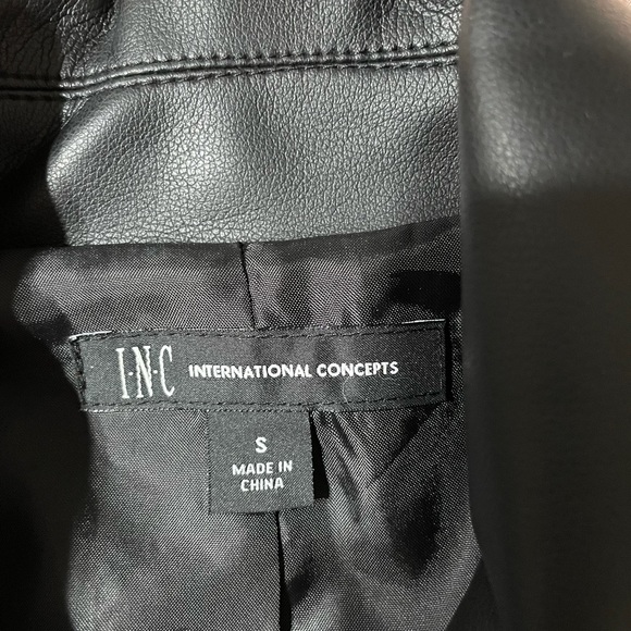 Black leather jacket, size small. - Picture 4 of 5